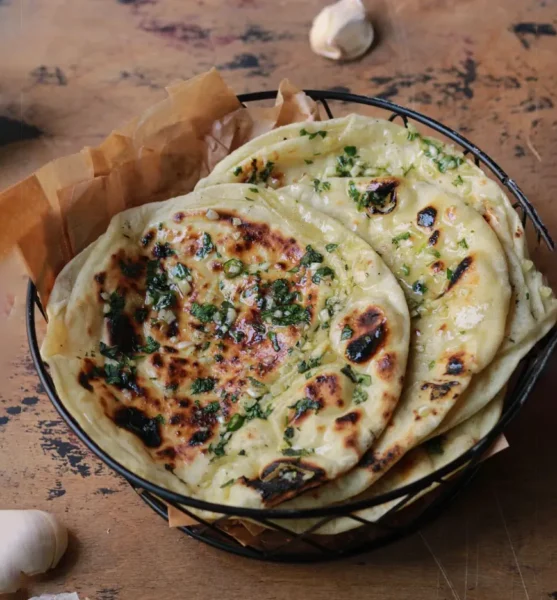 Garlic-Naan-image