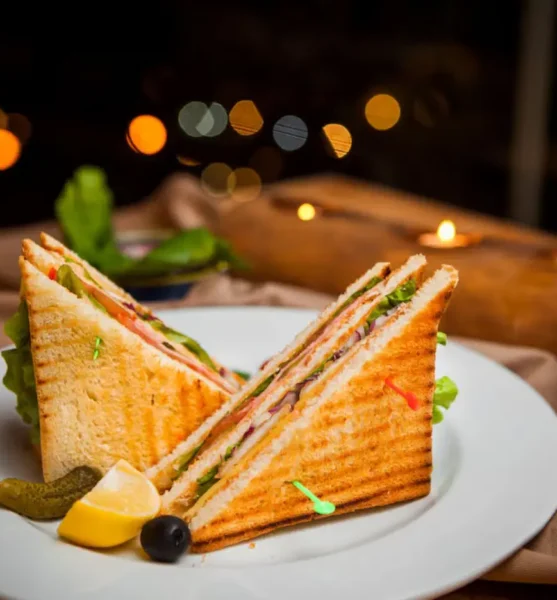 Grill Club Sandwich image