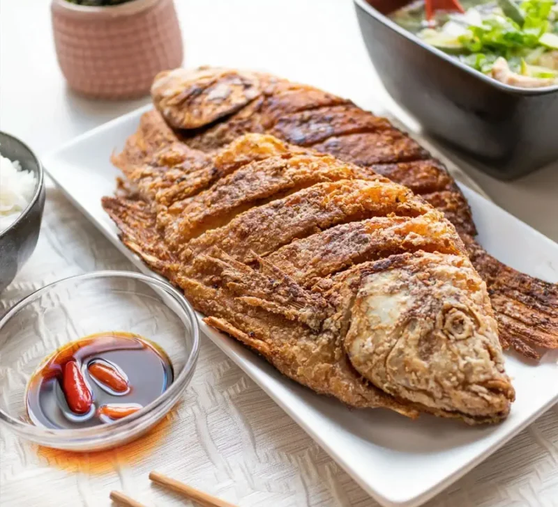 Whole-Pan-Fried-Fish-Schezwan-Style-image